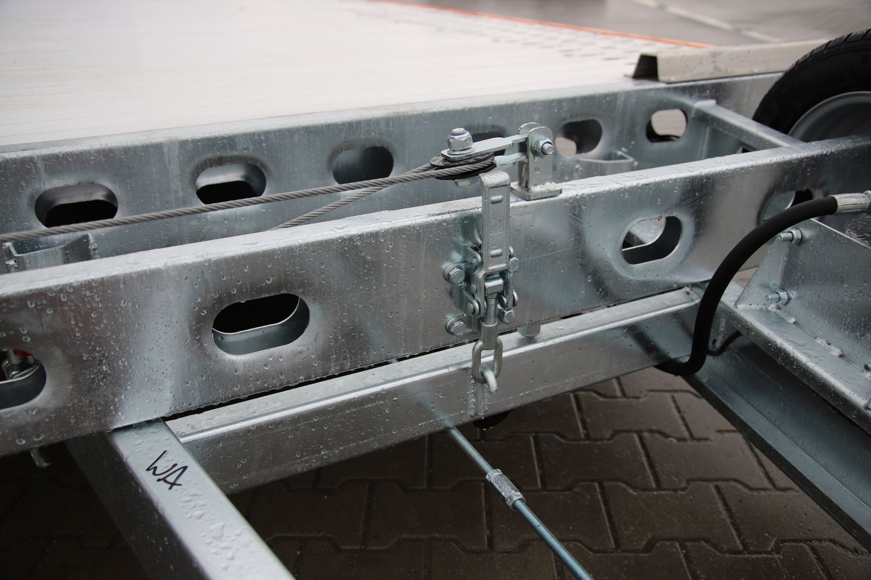 Wiola Uchylna L35G65P - heavy duty three-axle trailer, 650x208 cm, GVW 3500 kg - image 5
