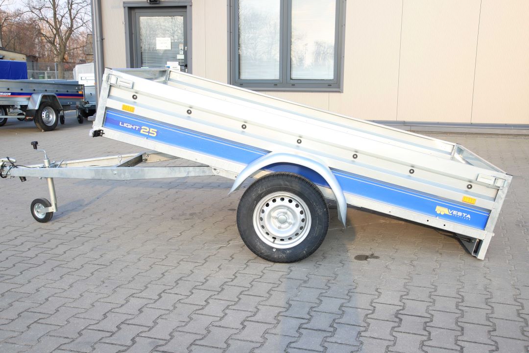 Vesta LIGHT 25 – przyczepa lekka jednoosiowa, 251x135 cm, DMC 750 kg - zdjęcie 9