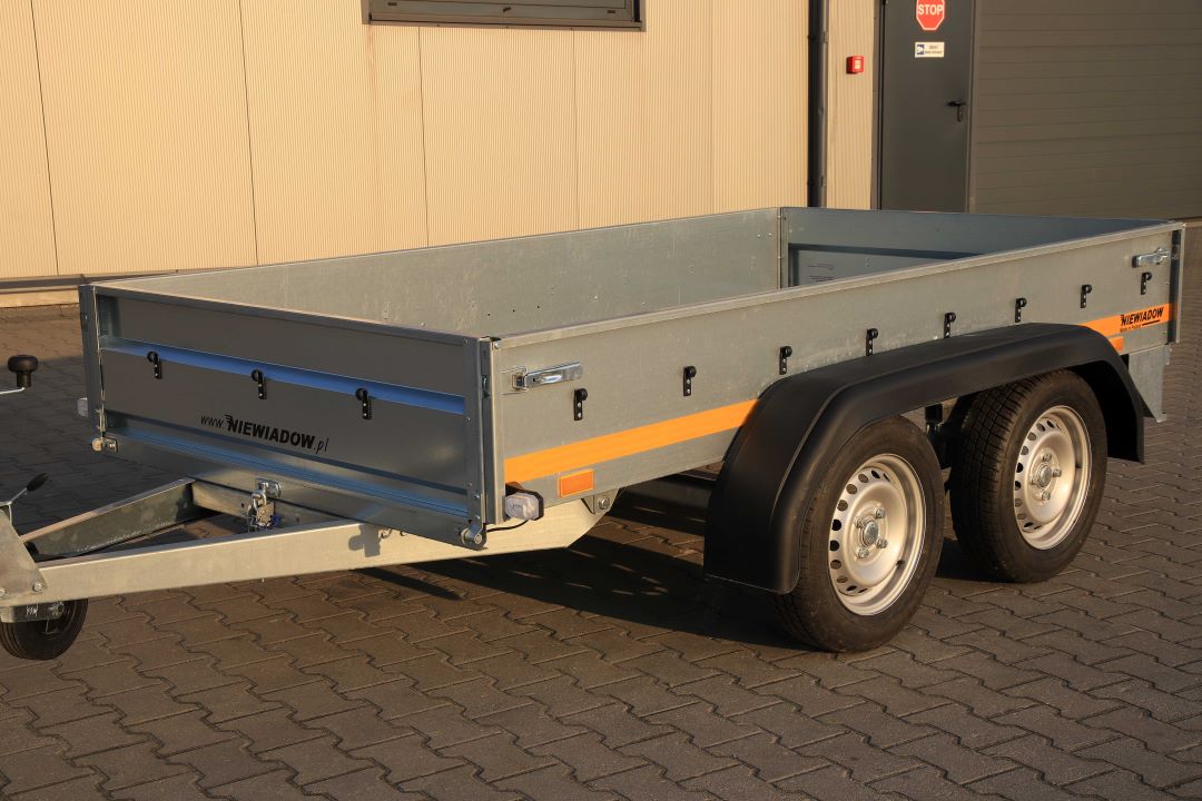 Niewiadów N-426T - leichter zweiachsiger Anhänger, 260x138 cm, zGG 750 kg - Bild 2