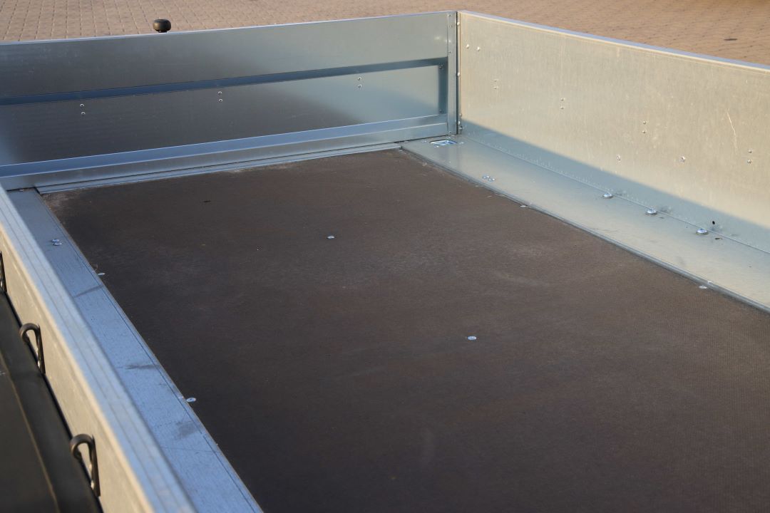 Niewiadów N-426T - leichter zweiachsiger Anhänger, 260x138 cm, zGG 750 kg - Bild 9