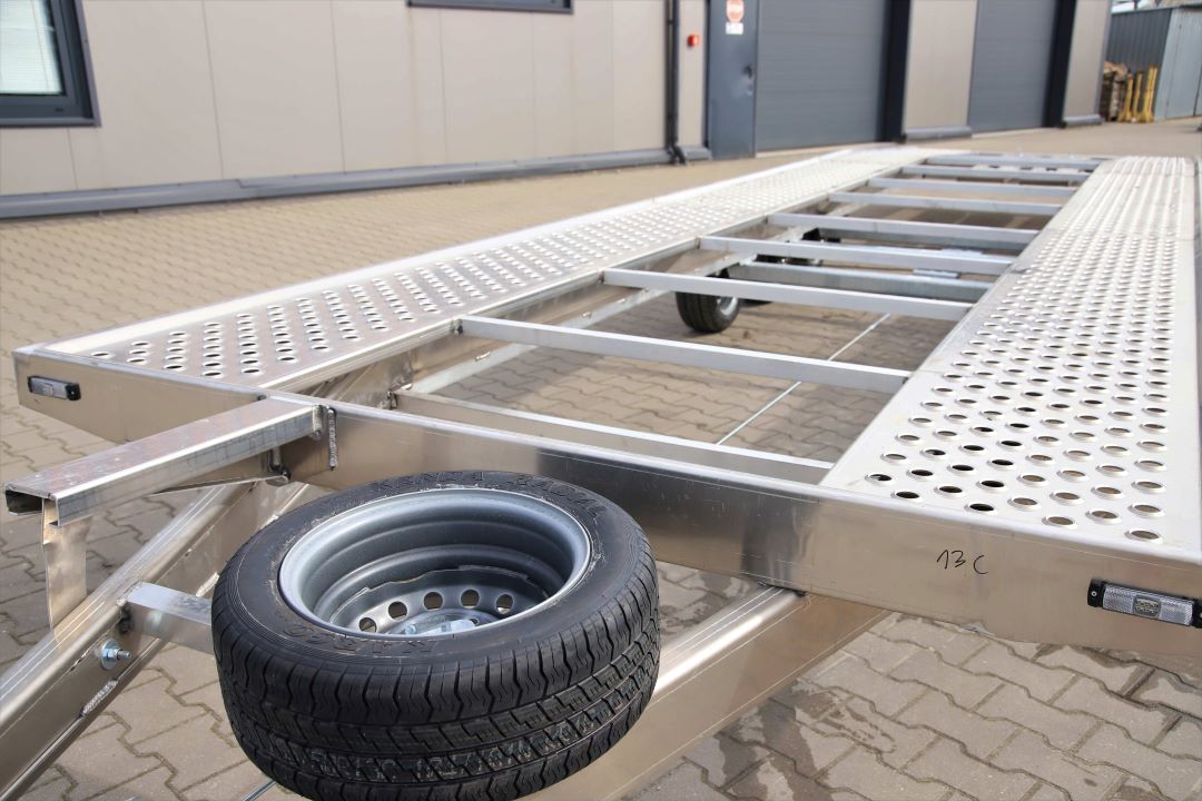 Gala Taurus T8535AL - dreiachsiger Autotransporter, 850x205 cm, zGG 3500 kg - Bild 2