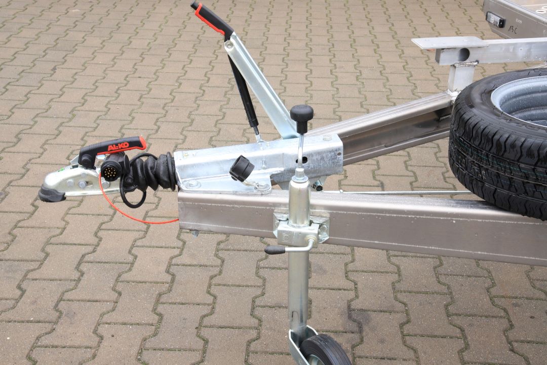 Gala Taurus T2745AL – laweta dwuosiowa, 450x205 cm, DMC 2700 kg - zdjęcie 9