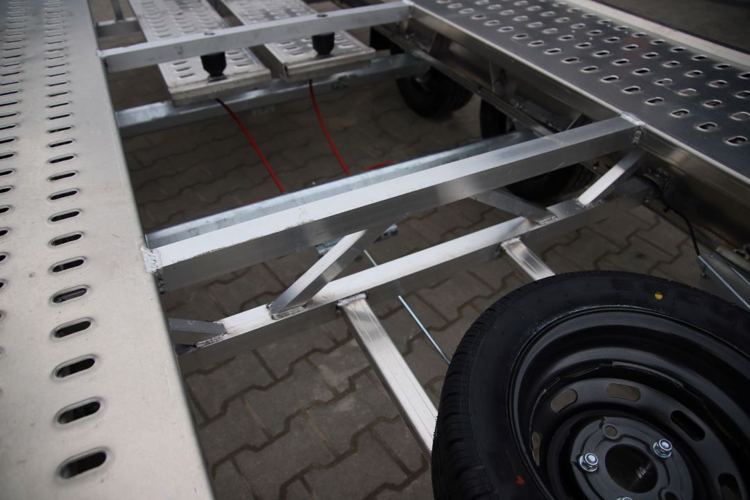 Niewiadów Jupiter Aluminiowy WM 4.0 13C - zweiachsiger Autotransporter, 400x210 cm, zGG 2700 kg - Bild 7