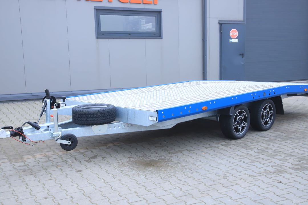 Niewiadów Jupiter NM 4.5 13C alu ryfel niebieska blenda alu felgi - zweiachsiger Autotransporter, 450x195 cm, zGG 2700 kg