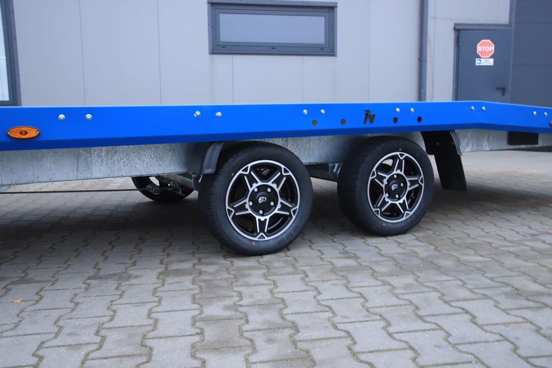 Niewiadów Jupiter NM 4.5 13C alu ryfel niebieska blenda alu felgi - zweiachsiger Autotransporter, 450x195 cm, zGG 2700 kg - Bild 4