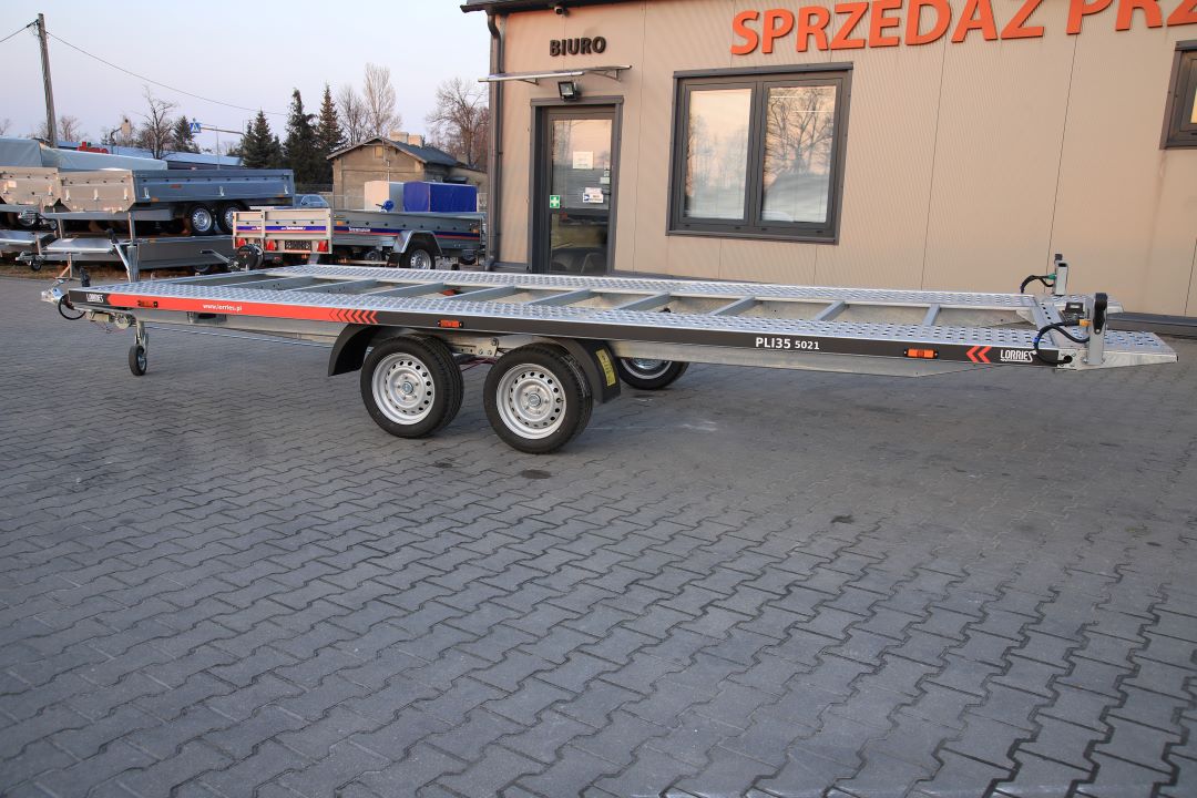 Lorries PLI35-5021 ze zintegrowanymi podjazdami uchylna full LED - twin-axle car transporter, 500x210 cm, GVW 3500 kg - image 7