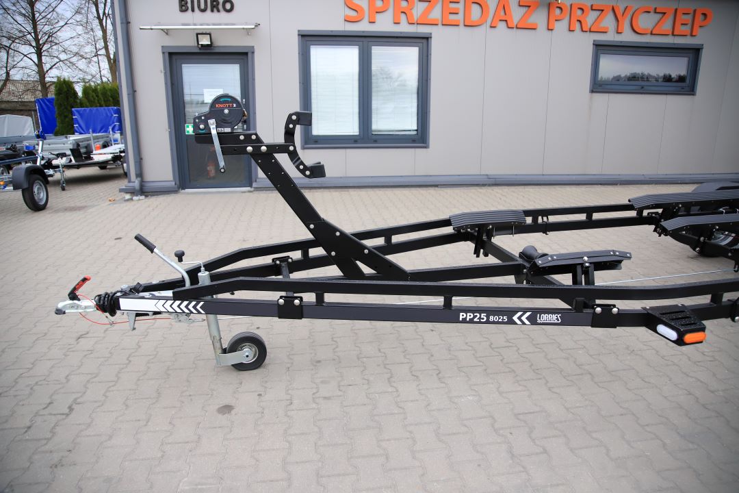 Lorries PP25-8025 tylne lampy LED w kolorze czarnym - boat trailer, 780x252 cm, GVW 2700 kg - image 5
