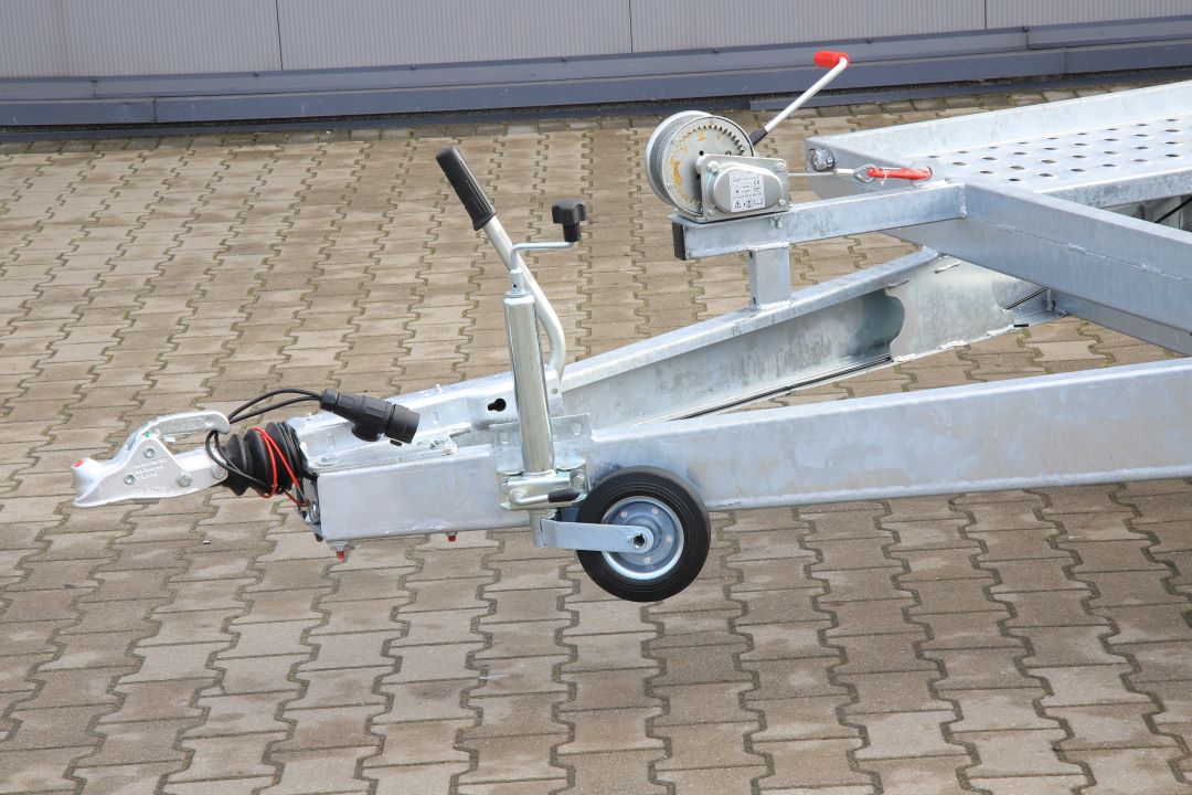 Niewiadów Jupiter Light 4.5 - twin-axle car transporter, 450x200 cm, GVW 2700 kg - image 3