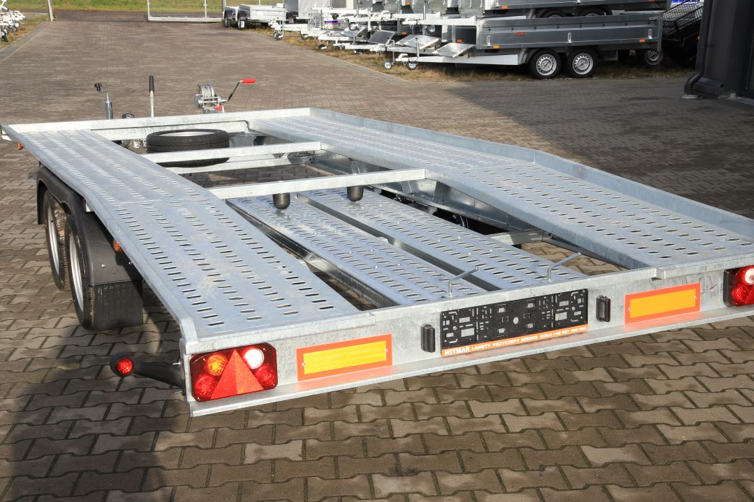 Niewiadów Jupiter Light 4.5 - twin-axle car transporter, 450x200 cm, GVW 2700 kg - image 9
