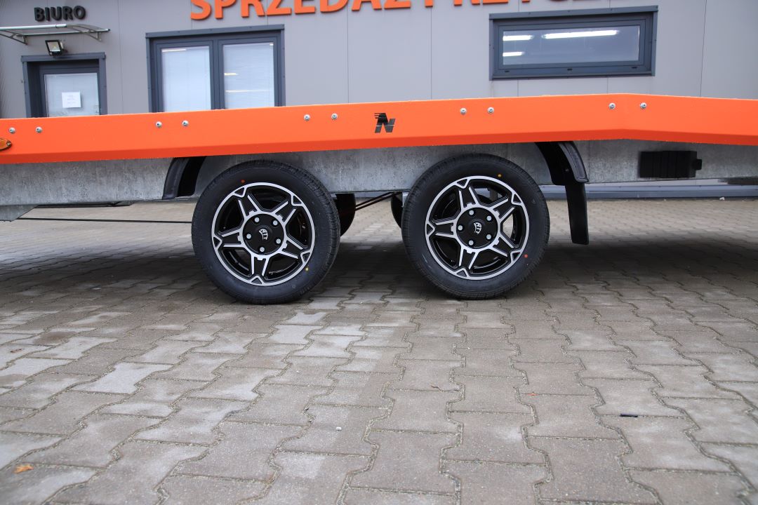 Niewiadów Jupiter NM 4.5 13C alu ryfel pomarańczowa blenda alu felgi - twin-axle car transporter, 450x195 cm, GVW 2700 kg - image 7