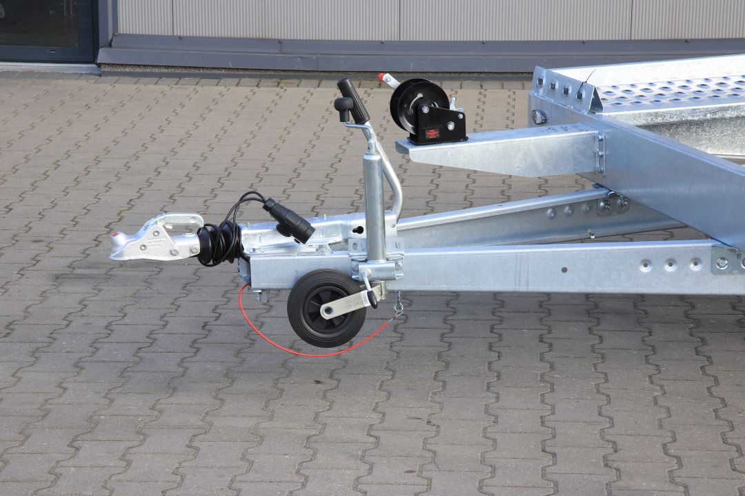 Niewiadów Jupiter SM 4 13C - twin-axle car transporter, 400x210 cm, GVW 2700 kg - image 4