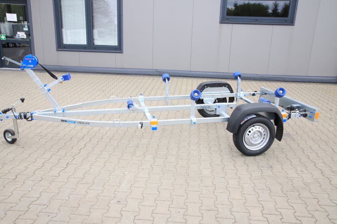 Faro Aqua z rolkami – przyczepa podłodziowa, 500x170 cm, DMC 750 kg - zdjęcie 4
