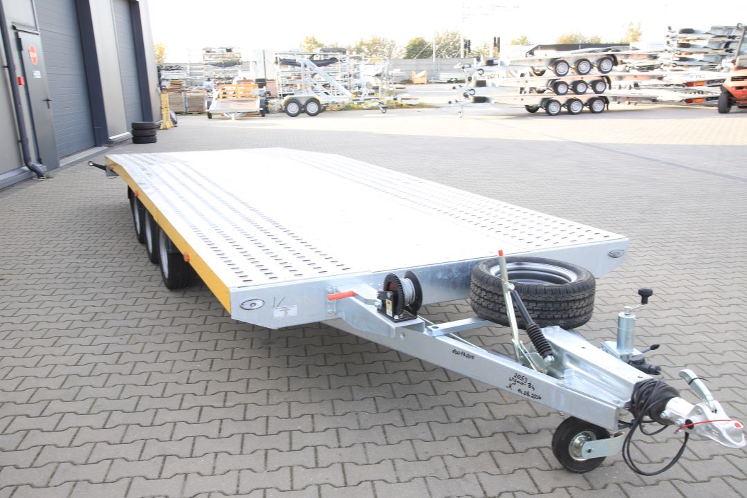 Niewiadów Jupiter NM 5 13C alu ryfel żółta blenda - dreiachsiger Autotransporter, 550x210 cm, zGG 3500 kg - Bild 4