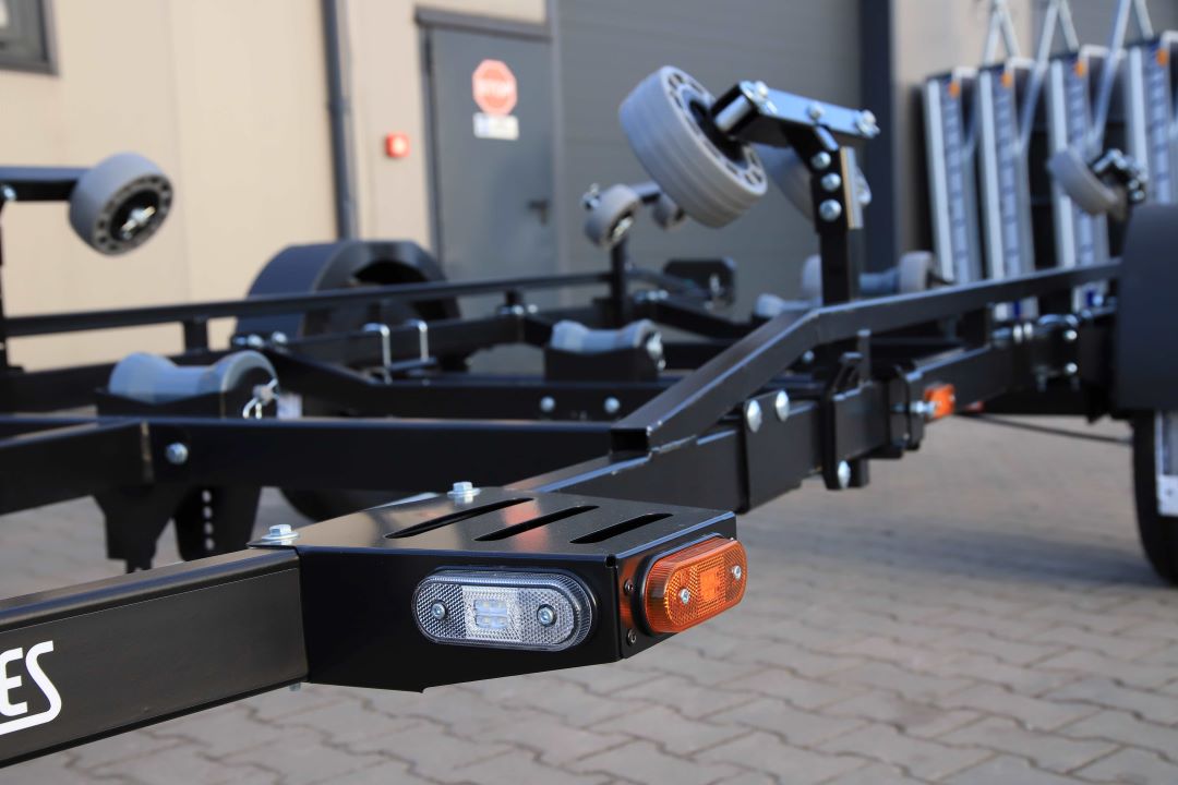 Lorries PP13-7023 - boat trailer, 660x228 cm, GVW 1300 kg - image 3