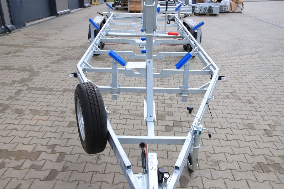 Niewiadów DMC – przyczepa podłodziowa, 850x250 cm, DMC 2700 kg - zdjęcie 10