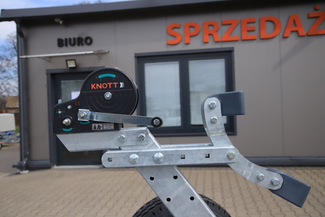 Lorries PP25-8025 tylne lampy LED - boat trailer, 780x252 cm, GVW 2700 kg - image 3