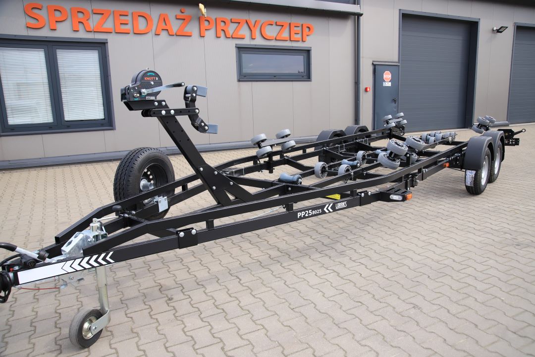 Lorries PP25-8025 tylne lampy LED z rolkami - Bootsanhänger, 780x252 cm, zGG 2700 kg