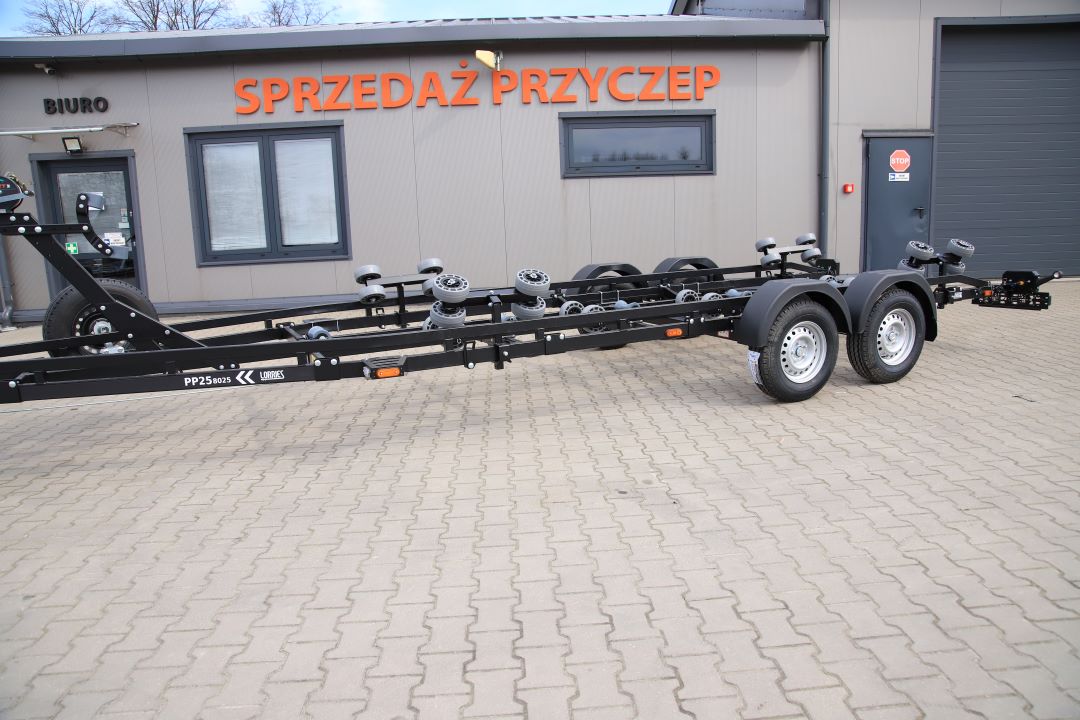 Lorries PP25-8025 tylne lampy LED z rolkami - boat trailer, 780x252 cm, GVW 2700 kg - image 5
