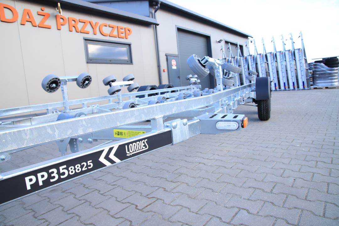 Lorries PP35-8825 - boat trailer, 860x252 cm, GVW 3500 kg - image 2