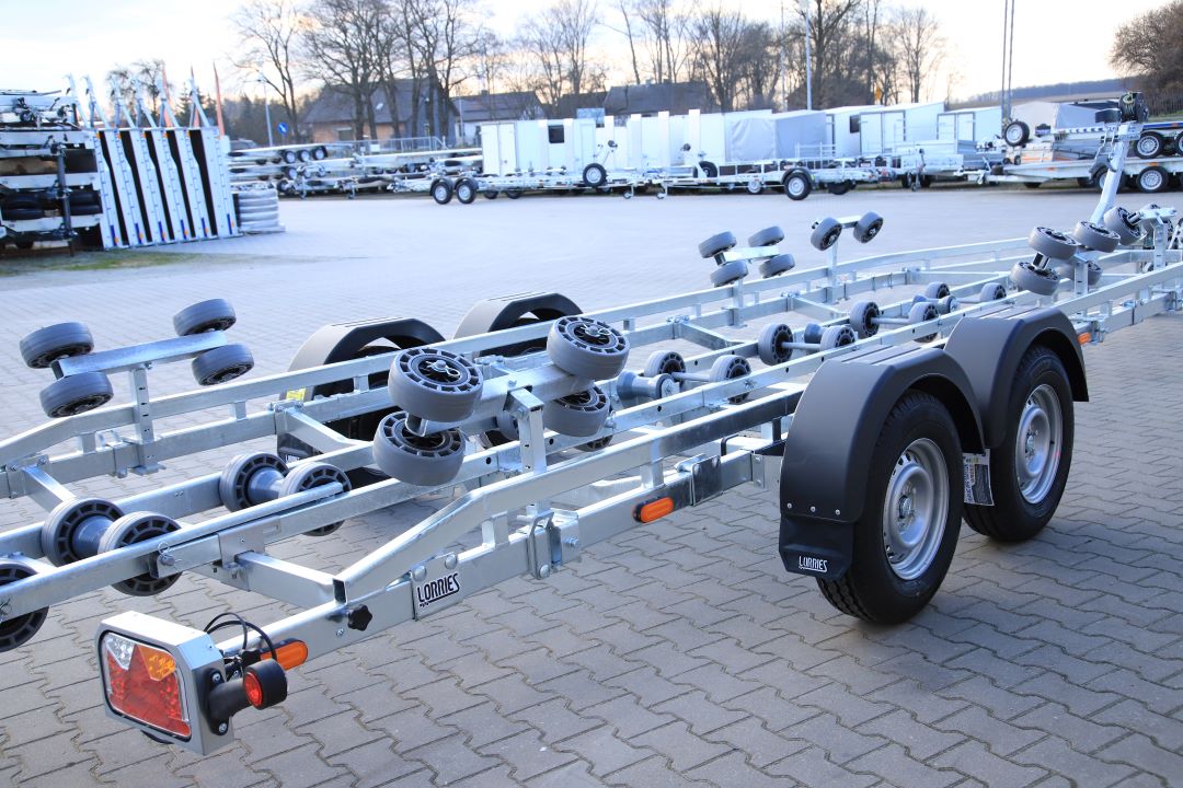 Lorries PP35-8825 - boat trailer, 860x252 cm, GVW 3500 kg - image 9