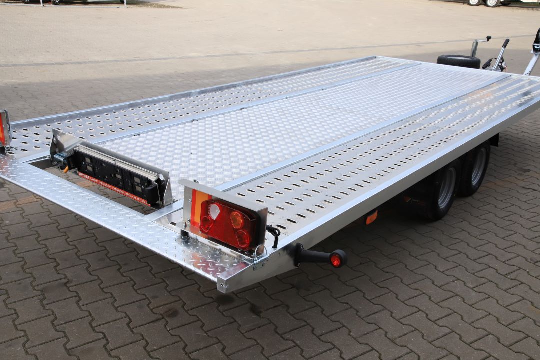 Niewiadów Saturn 4.5 - twin-axle car transporter, 450x210 cm, GVW 2700 kg - image 10