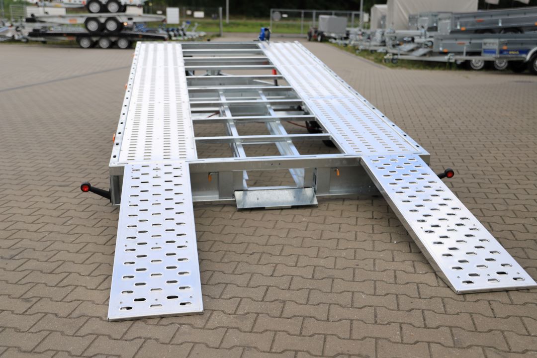 Balhanger OPTI 2745 z podjazdami uchylna full LED - zweiachsiger Autotransporter, 450x210 cm, zGG 2700 kg - Bild 10