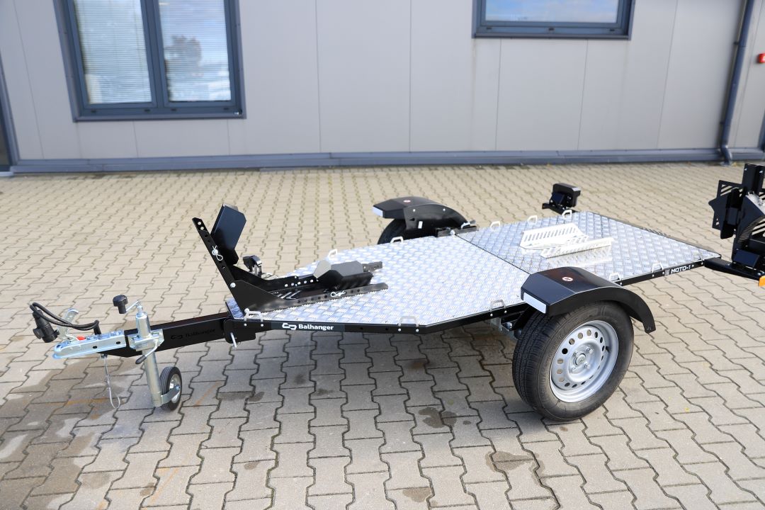 Balhanger MOTO-1 – przyczepa motocyklowa / quad, 238x104 cm, DMC 750 kg - zdjęcie 2
