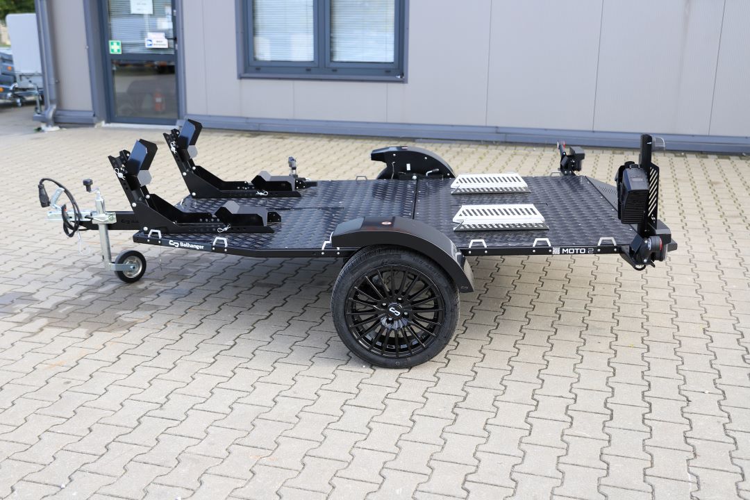 Balhanger MOTO-2 BLACK – przyczepa motocyklowa / quad, 239x174 cm, DMC 750 kg - zdjęcie 3