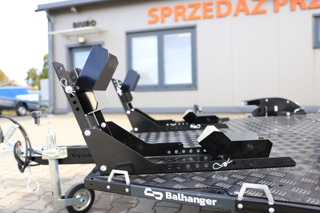 Balhanger MOTO-2 BLACK – przyczepa motocyklowa / quad, 239x174 cm, DMC 750 kg - zdjęcie 9