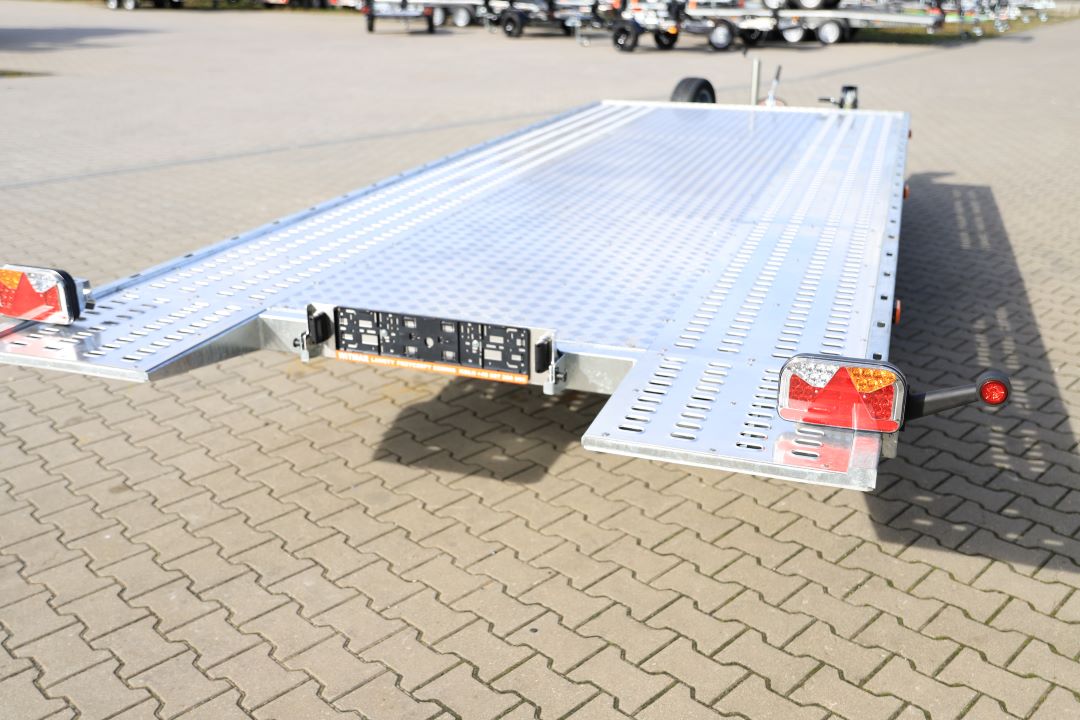 Balhanger OPTI 3050 - twin-axle car transporter, 500x210 cm, GVW 3000 kg - image 5