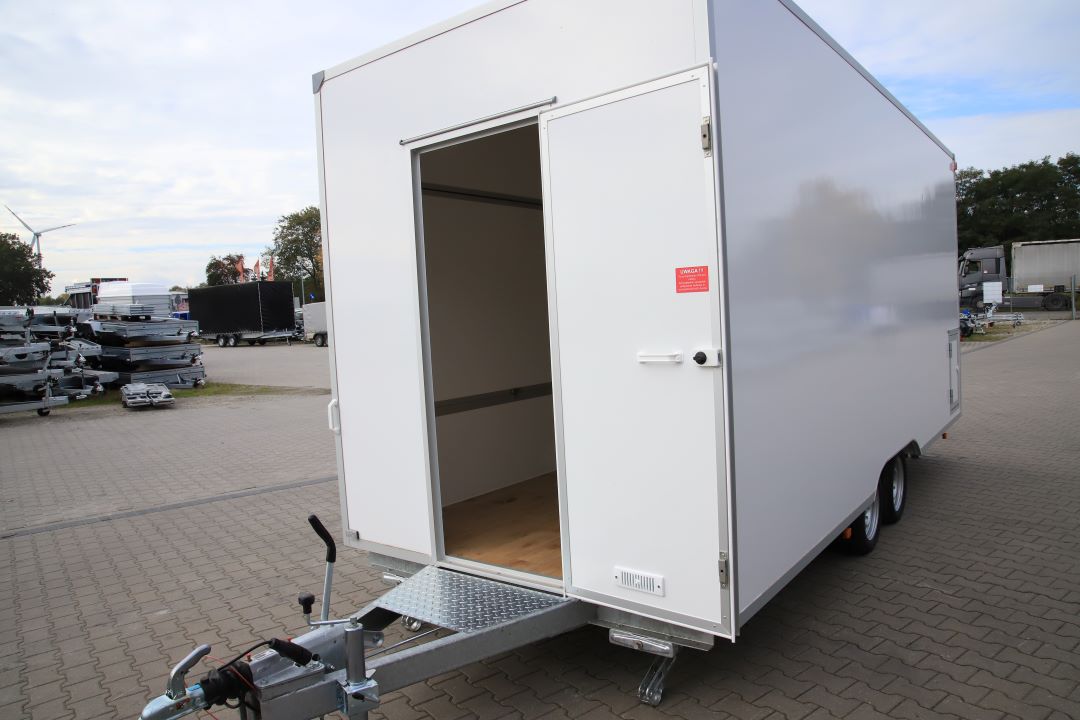 Niewiadów Handlowa H25521H – przyczepa gastronomiczna, 520x203 cm, DMC 2500 kg - zdjęcie 7