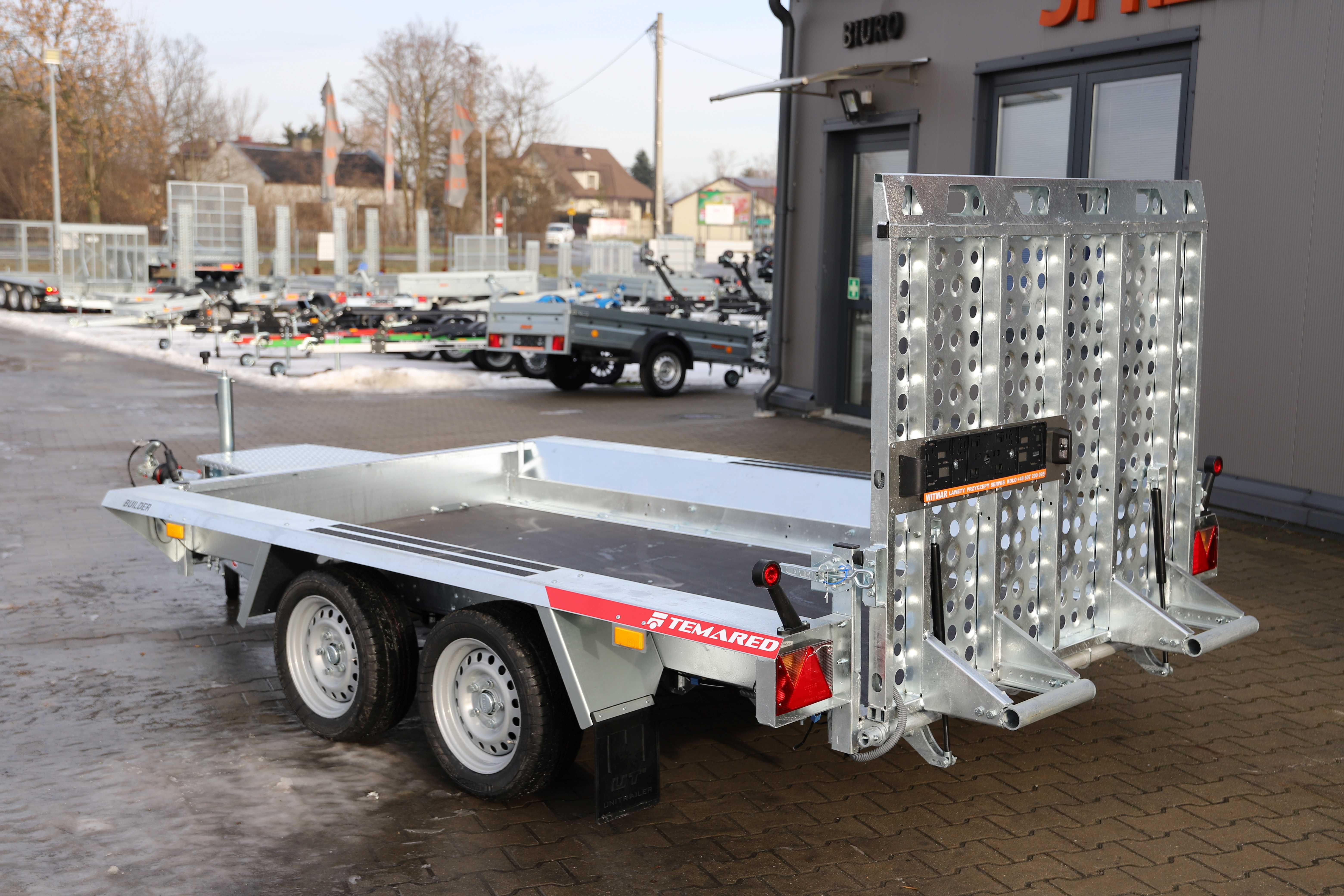Temared BUILDER 3 3015/2 S 2 standard ID244 - mini excavator / construction equipment trailer, 300x150 cm, GVW 2700 kg - image 3