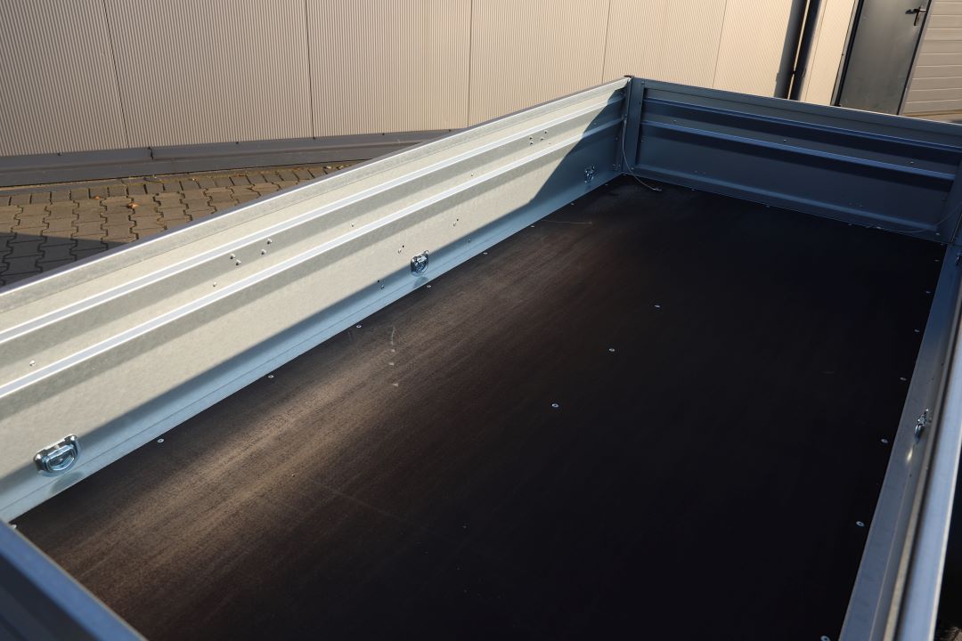 Brenderup 2270SXLUB750 – przyczepa lekka jednoosiowa, 270x129 cm, DMC 750 kg - zdjęcie 8