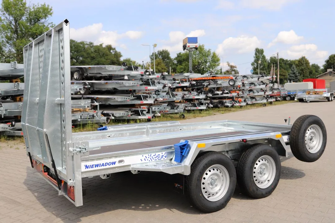 Niewiadów Przyczepa pod minikoparkę 350x185cm DMC 3500kg  Trap - zdjęcie 3