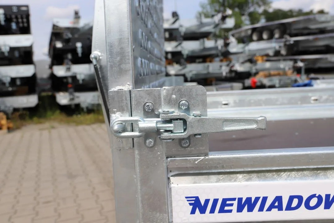 Niewiadów Przyczepa pod minikoparkę 350x185cm DMC 3500kg  Trap - zdjęcie 5