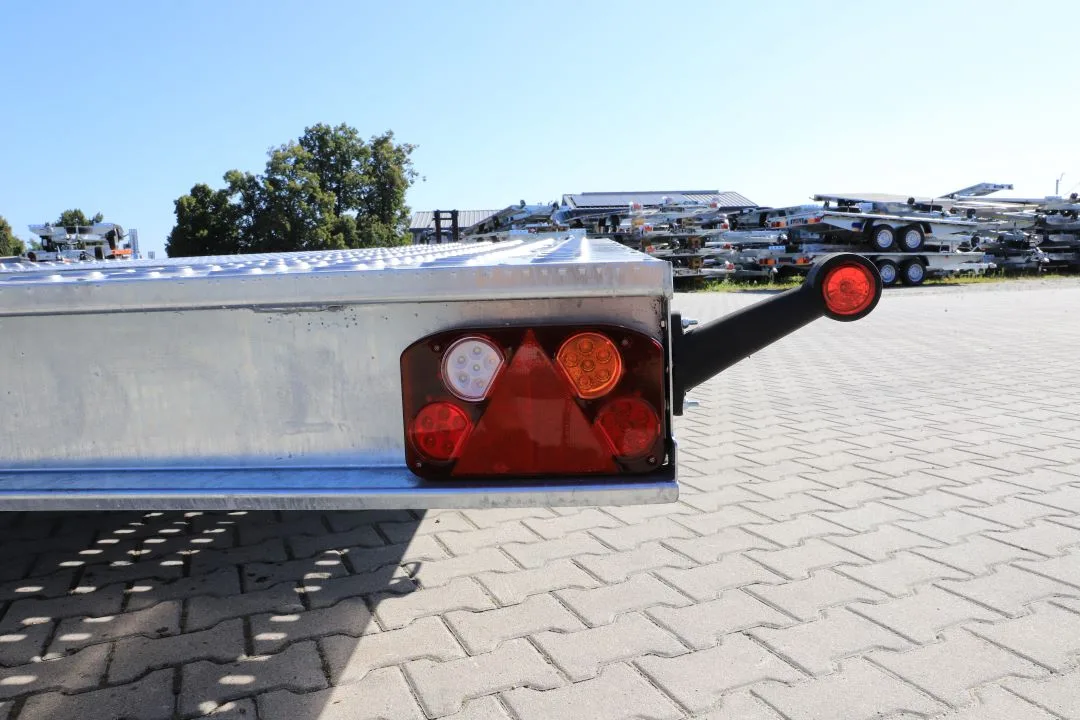 Niewiadów Jupiter 5.5 x2.4+ alu ryfel 3 osie DMC 3500 kg FULL LED - zdjęcie 11